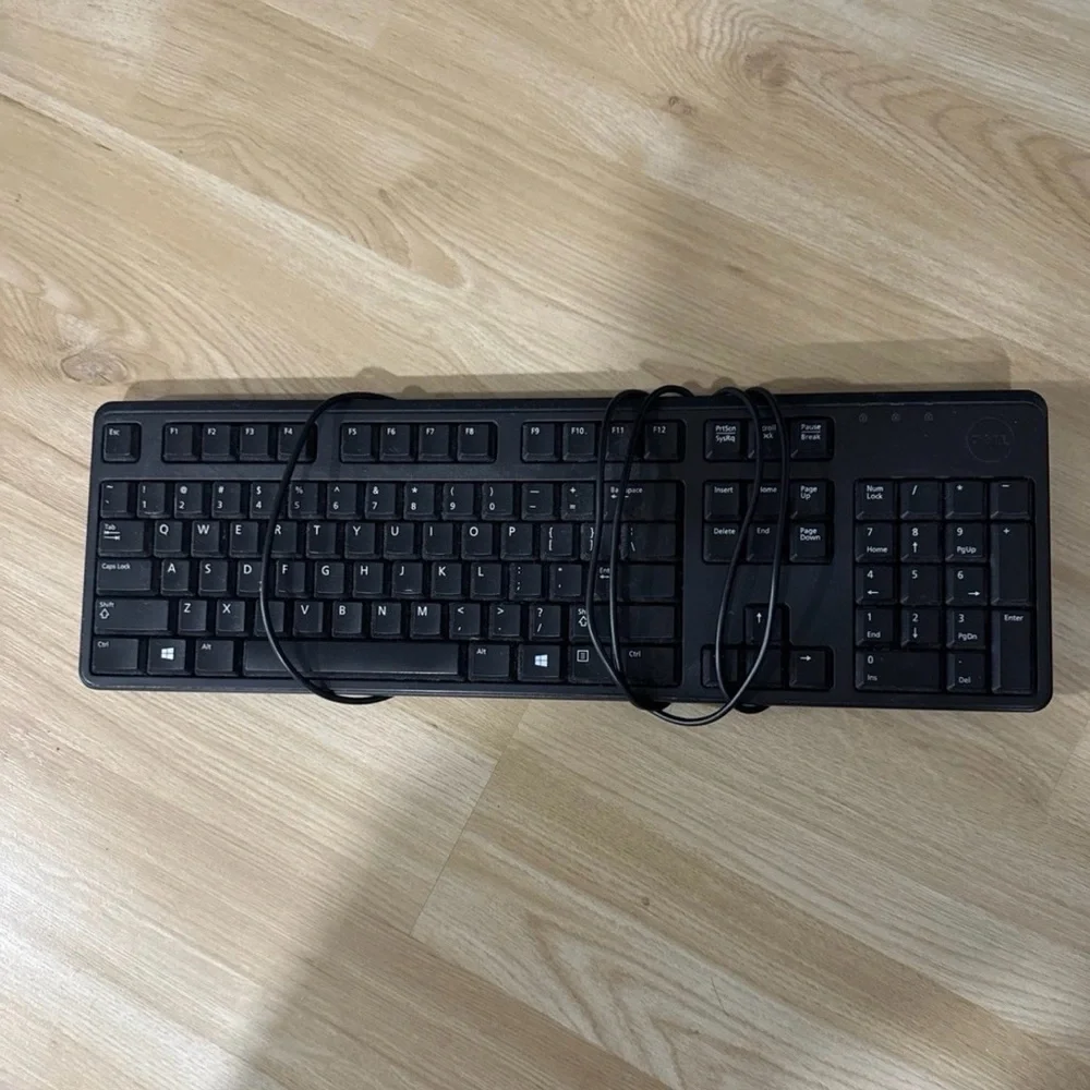 Dell Black Wired USB Full-Size Keyboard with Numeric Keypad
